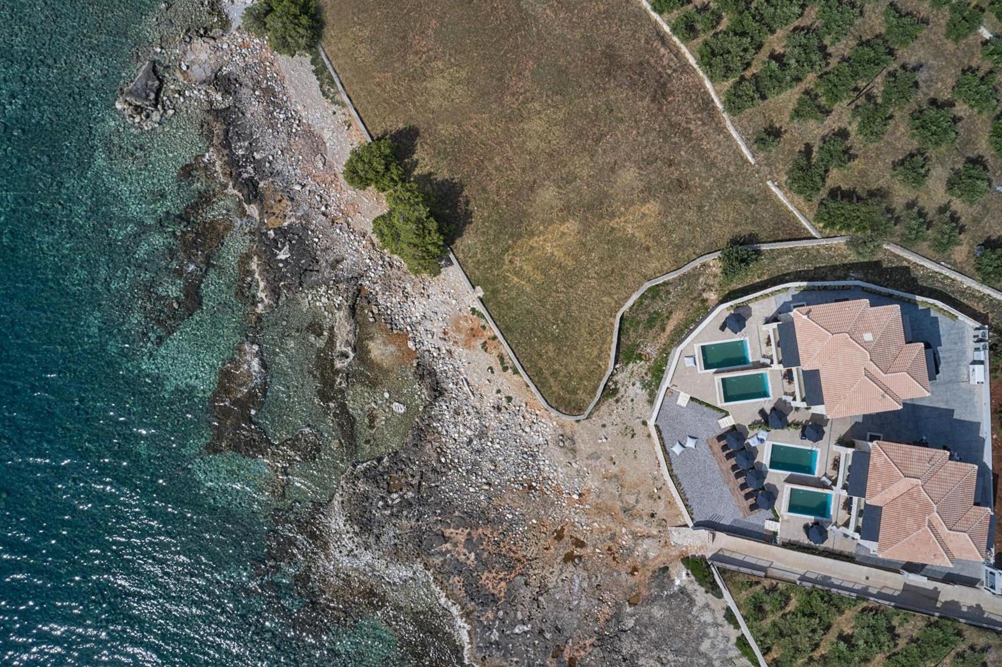 Beachfront Alassa Villas With Private Pools Kotronion  Exterior foto