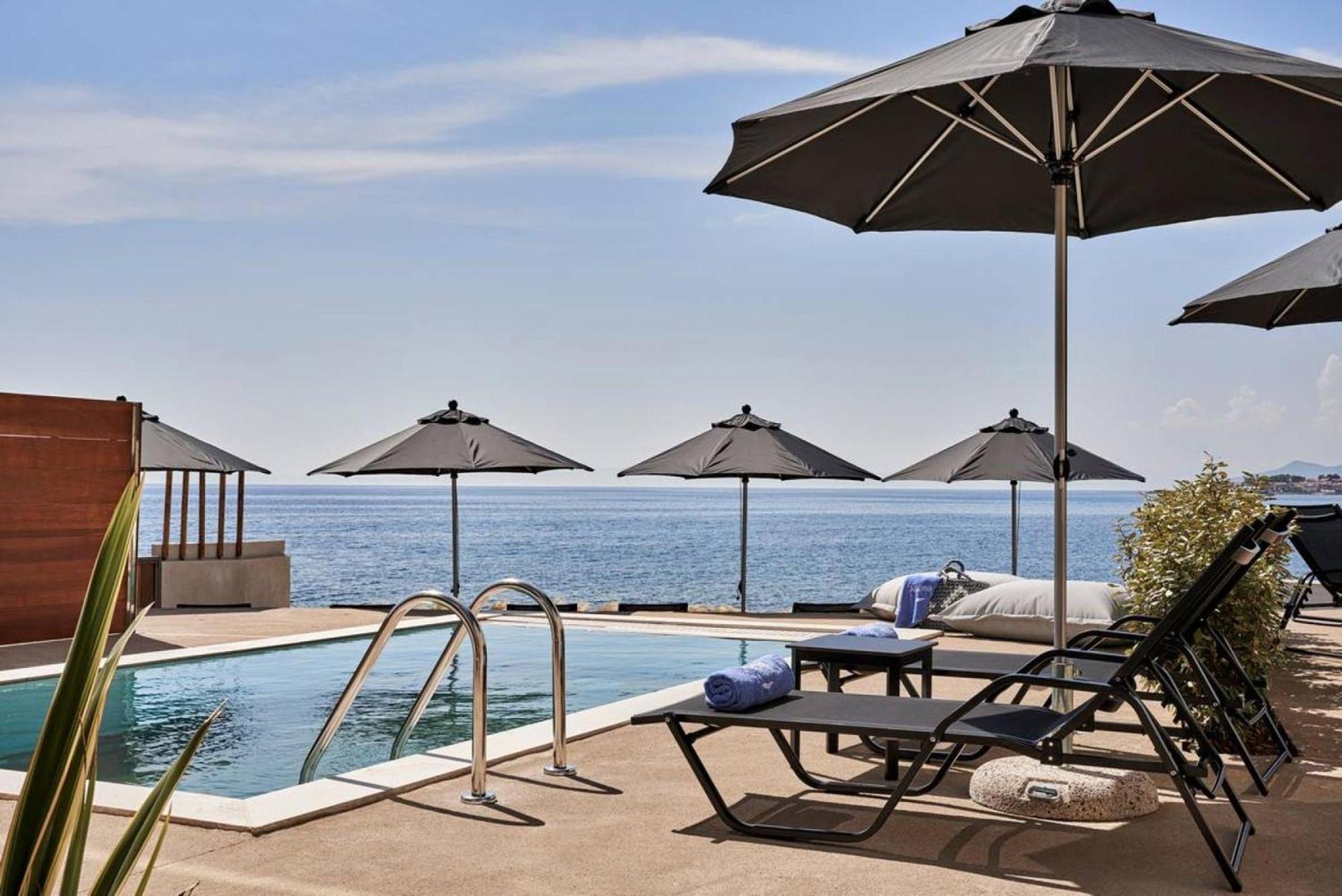 Beachfront Alassa Villas With Private Pools Kotronion  Exterior foto